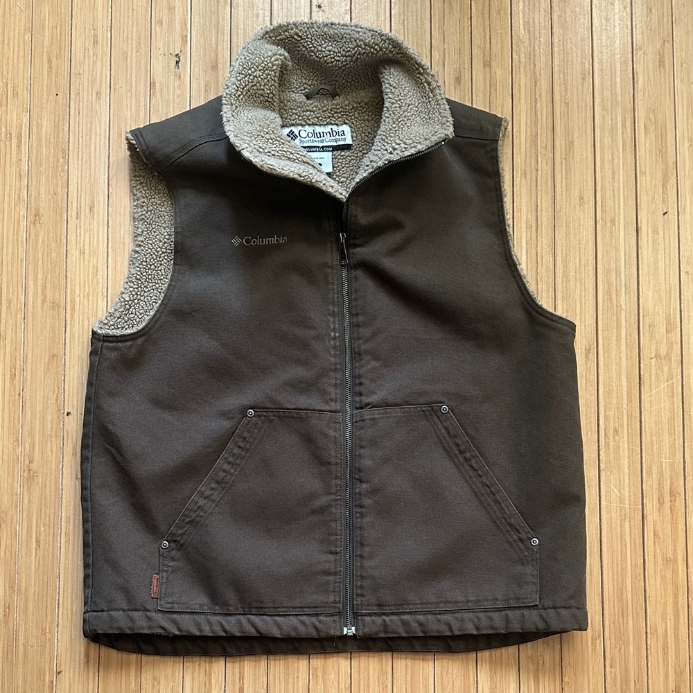 Columbia Dark Brown Sherpa-Lined Vest
